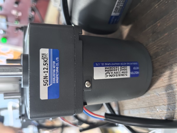 可頻繁正反轉阻尼電機.jpg